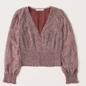 Abercrombie & Fitch Long-Sleeve Smocked Waist Top